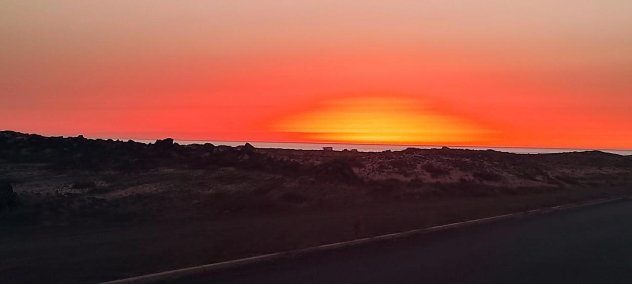 Enjoy Cotillo Bagian luar foto